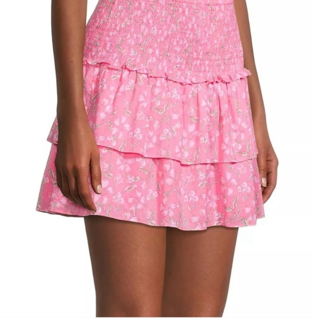 VINEYARD VINES Oleander Floral Smocked Skirt In Knockout Pink. Size XS